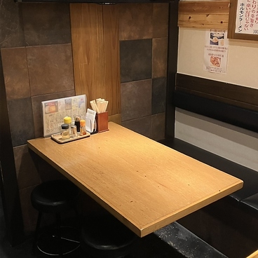 麺屋酒場まる 本店の雰囲気1