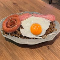 テレビで話題「両面焼きそば」 