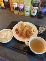 エビフライ定食