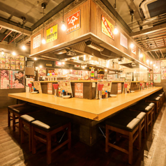 【常連様向けカウンター席】スタッフと盛り上がれるカウンターは人気♪