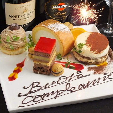 T@g[ NI SALVATORE CUOMO Z^[