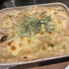 チキンマカロニグラタン
