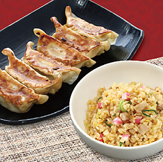 中華飯店ウエスト 麦野店の特集写真