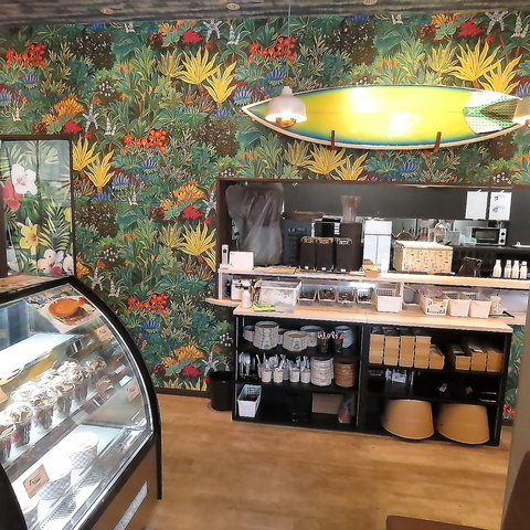 Hawaiian Cafe @̃pP[L RC{X