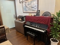 生演奏等のイベント用に自動伴奏ピアノを設置しています。