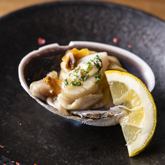 大アサリの白ワインバター蒸し 1ヶ