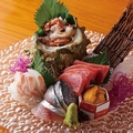 料理メニュー写真 北海道のお刺身五品桶盛り［ 1人前］
