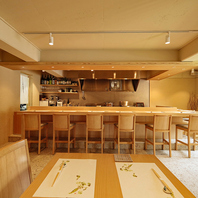 木の温もり溢れる落ち着いた和空間