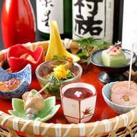 季節の香りとソムリエ厳選の日本酒をお愉しみください