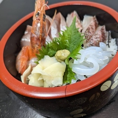 海鮮丼