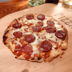 自家製ピザ サラミ&チーズ