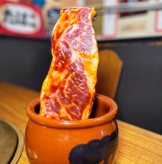 壺漬け骨付きカルビ