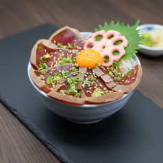 自家製マグロ漬け丼