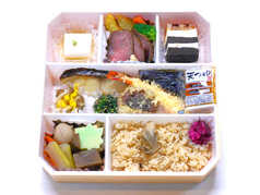 折詰弁当　大名膳　5400円（税込）