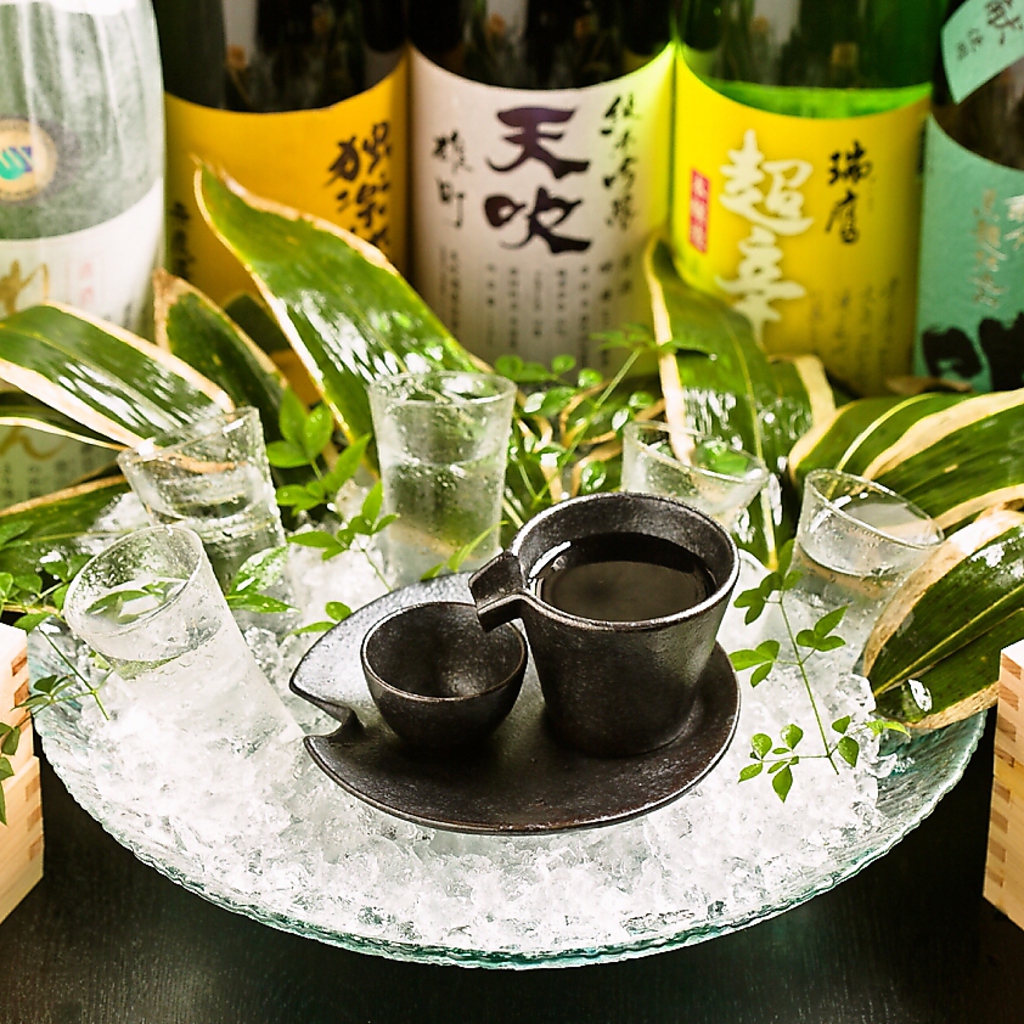 ドリンクも種類豊富にご用意。魔王などの希少な焼酎も取り揃えております！この機会にご賞味下さい◎