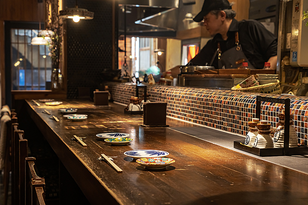 神戸/三宮/三ノ宮/元町/居酒屋/和食/個室/海鮮/肉/おでん/飲み放題/宴会/貸切/ランチ/昼飲み/個室