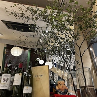 カジュアルに盛り上がれる空間◎立ち飲み席も♪