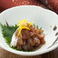 希少な鰹のトロの部分！ 鰹ハラスの沖漬け