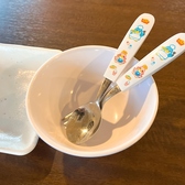 お子様用のお皿のご準備もあります◎ご家族連れのご利用大歓迎！もちろんカップルや友人同士、宴会でご利用なども大歓迎ですのでお気軽にご予約ください♪