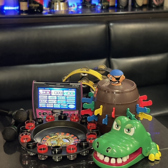 パーティーグッズも充実しています！貸切で盛り上がる事間違いなし♪