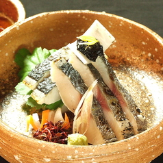 〈三河〉秋鰆焼霜造り