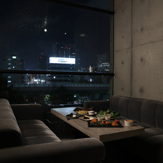 A＆a cafe エーアンドエーカフェ 大須店の雰囲気1