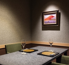 個室でゆっくり２名様からでもお食事可能です♪