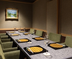 接待や会食などでの大人数様でもご利用も可能です♪