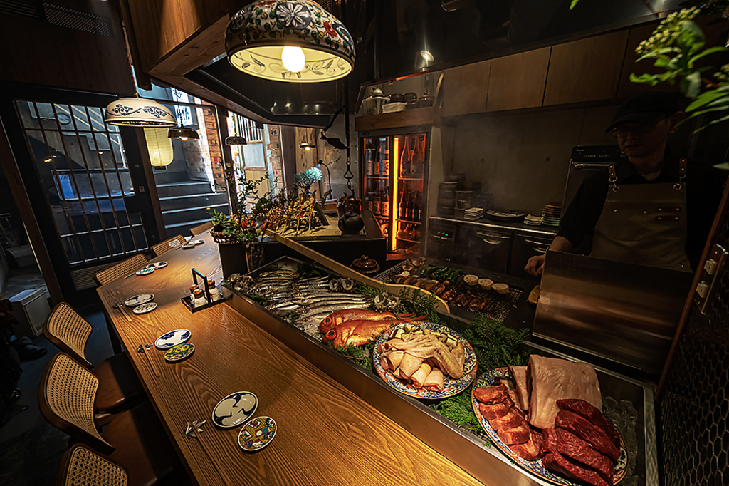 神戸/三宮/三ノ宮/元町/居酒屋/和食/個室/海鮮/肉/おでん/飲み放題/宴会/貸切/ランチ/昼飲み/個室