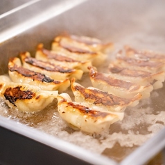 北のホームラン餃子酒場 北海道フライヤーズ 札幌駅前店の特集写真