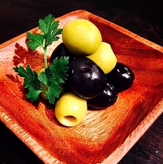 オリーブ盛り合わせ