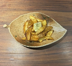 醤油バターポテトフライ