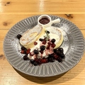 料理メニュー写真&nbsp;ミックスベリーパンケーキ