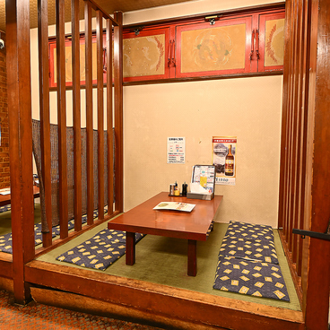 とんとん餃子 華苑飯店の雰囲気1