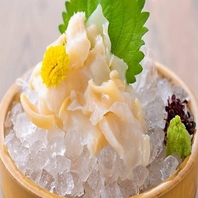 鮮度抜群の地物鮮魚をご用意！本日の単品は店内黒板注目