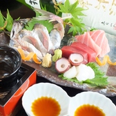 【海石】人気メニューランキング第１位『季節の鮮魚お造り三種盛り合わせ』