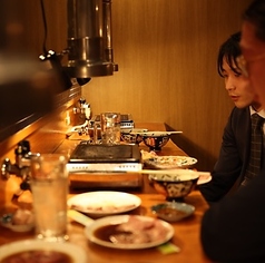 少人数でも使いやすいカウンター席