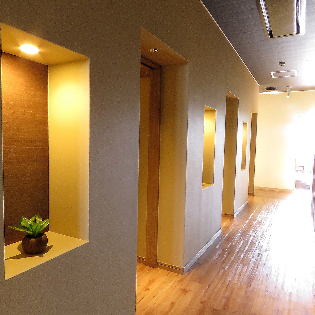 店内は全席完全個室です。キッズルームを備えている個室席もあり、お子様連れのママ会など大歓迎です