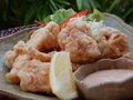料理メニュー写真 鶏の唐揚げ　梅肉ソース