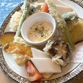 料理メニュー写真 からりの天ぷらバーニャカウダー