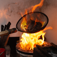 大人の隠れ家◎備長炭で焼き上げる至福の焼鳥！