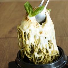 土鍋焼きチーズまみれジェノベーゼ