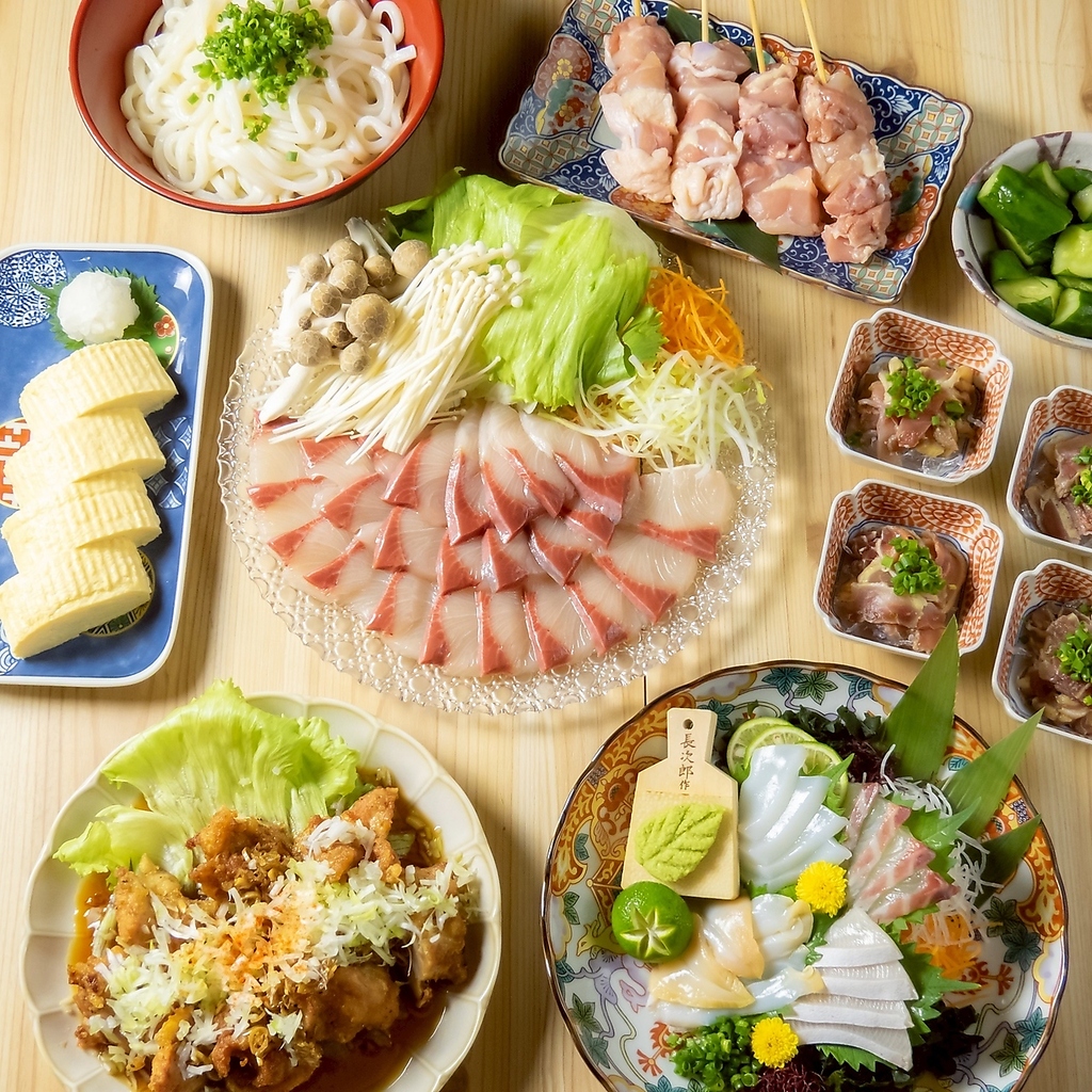 飲み放題付きコースも！ゆったりとした雰囲気の中、友人や同僚と楽しい時間を過ごせるのが魅力です♪