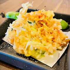 桜エビと空豆のかき揚げ