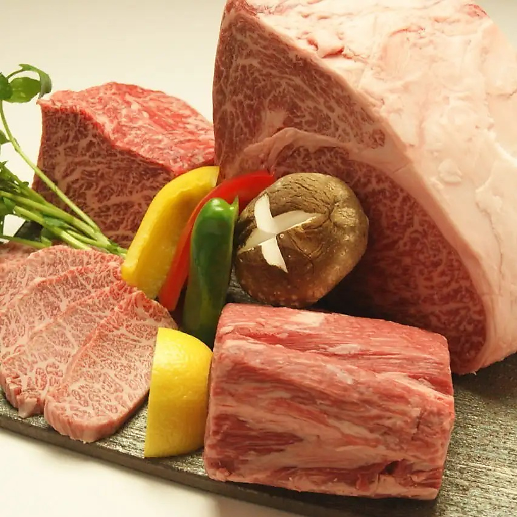 肉の目利きの経験豊富な店主が選んだ、オススメの松坂牛や仙台牛などの国産銘柄牛をご提供！