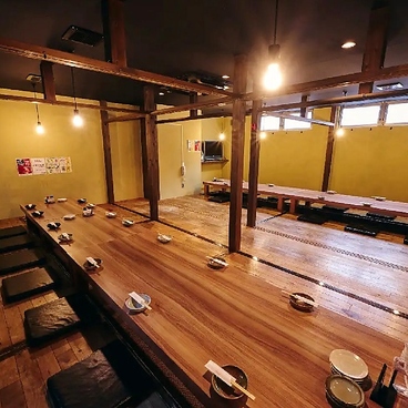 炭火焼き 個室酒場 かくはちの雰囲気1