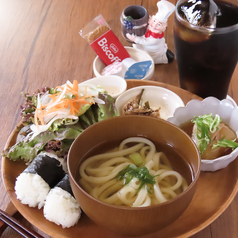 北海道の食材とともにほっと一息、モーニングプレートの写真