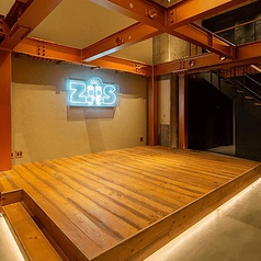 【貸切ステージ】宴会芸や貸切時の楽器演奏などなど…パーティで様々な用途でご利用いただけます！下見はお気軽にどうぞ。