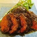 料理メニュー写真 牛ハラミの炭焼きステーキ