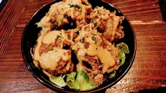 スパイシーチキン丼